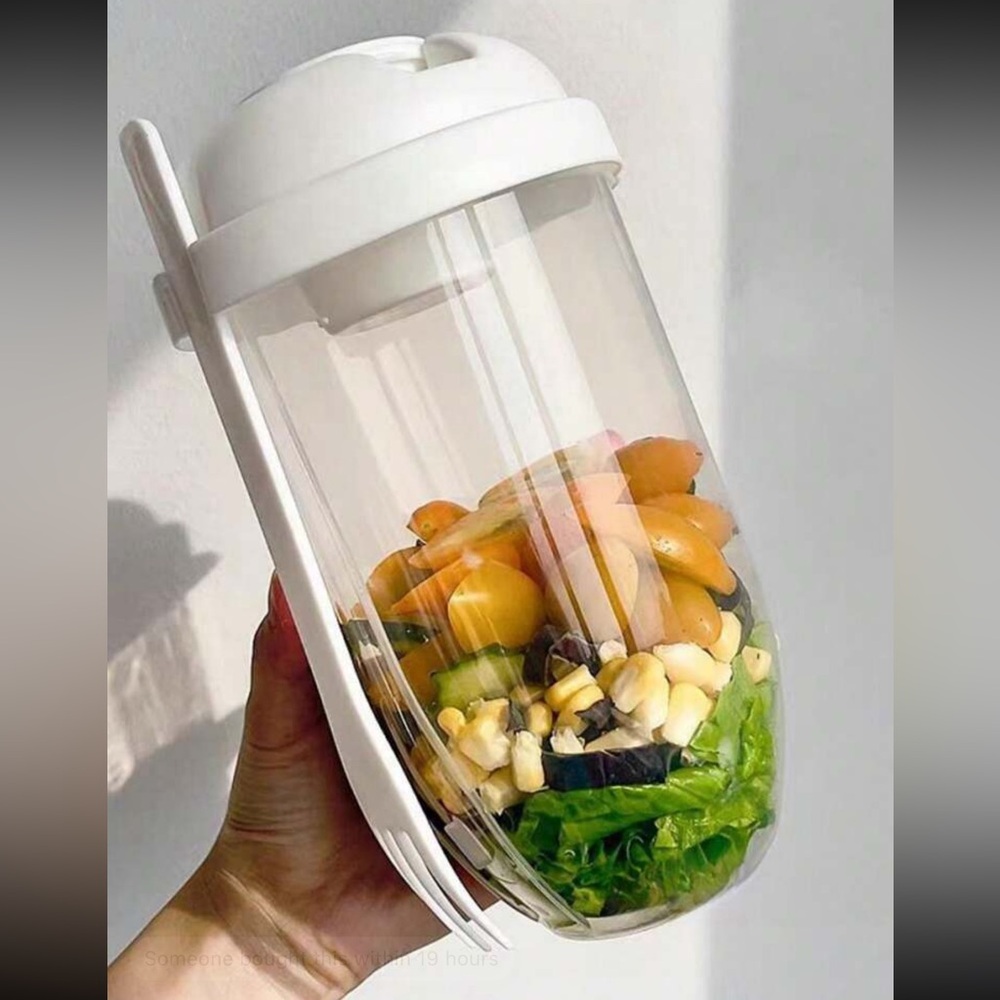 💜 Portable Salad Cup with Fork and Dressing Container